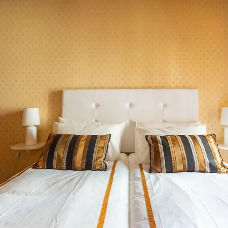 Spanish Steps Casa Nes 公寓