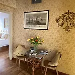 Spanish Steps Casa Nes *